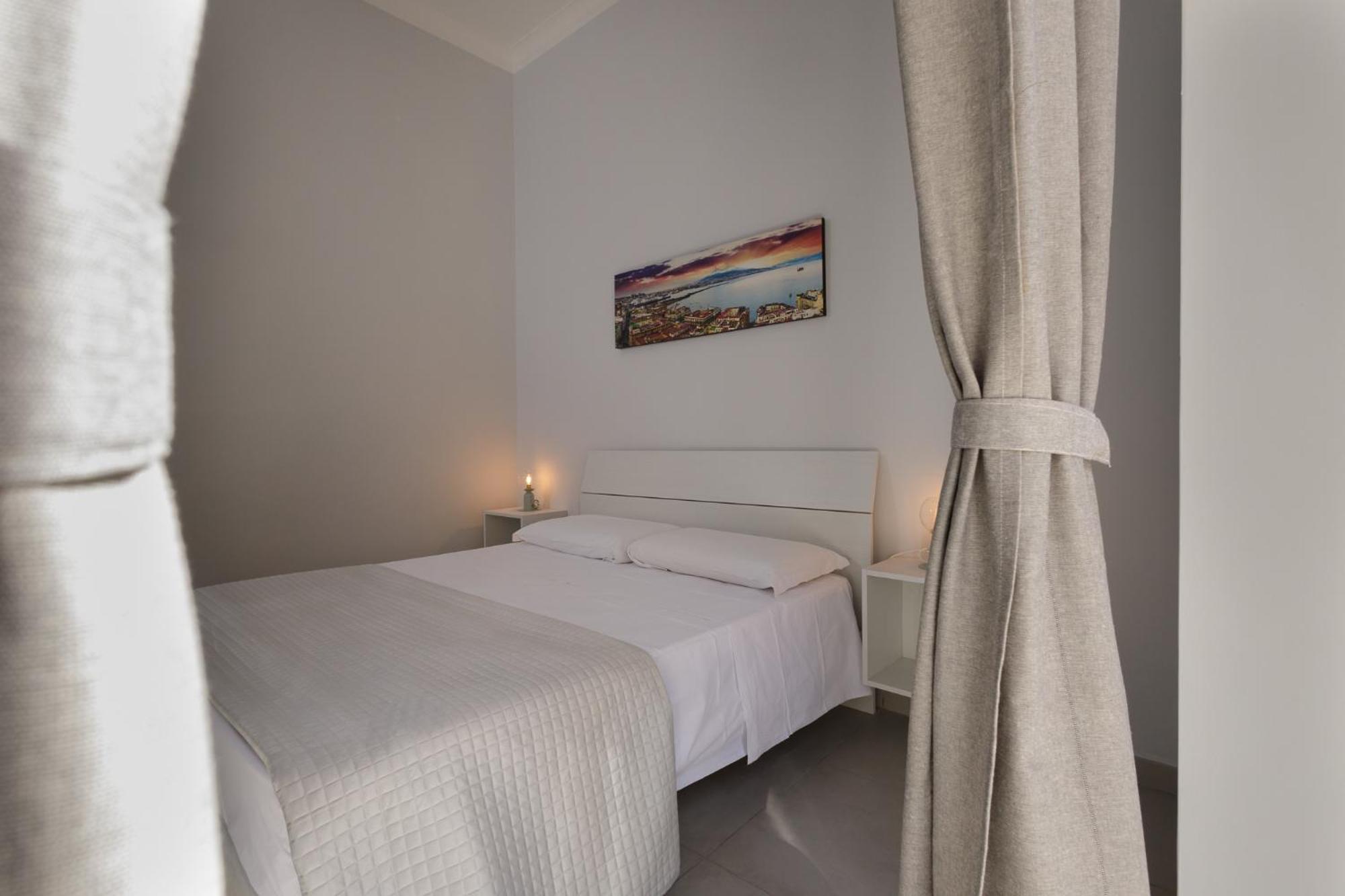 Caroline'S House Hotel Napoli Eksteriør billede